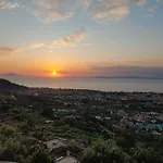 Nyaraló Collywood *
