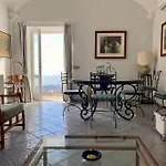 Collywood Nyaraló